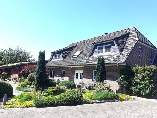 Mehrfamilienhaus zum Kauf 647.000 € 8 Zimmer 303 m² 3.992 m² Grundstück Rendsburg 24768