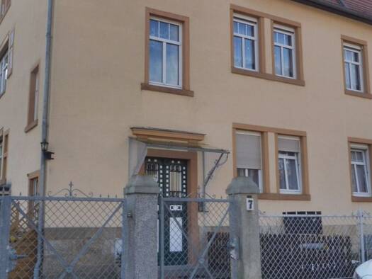 Wohnung zur Miete 580 € 3 Zimmer 72 m² Geschoss 2/3 frei ab 01.05.2026 Neustadt Neustadt in Sachsen 01844