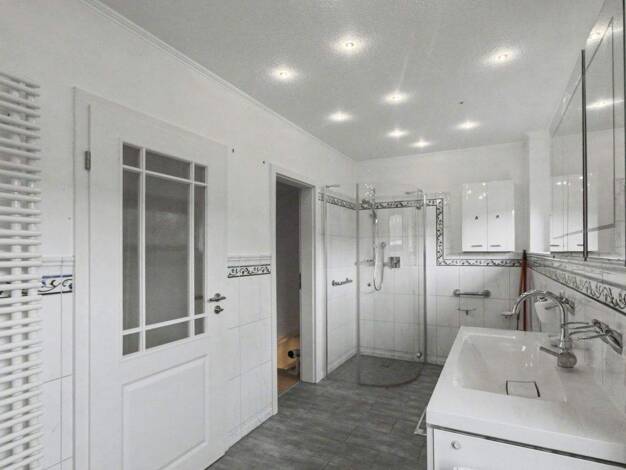 Sonstiges zum Kauf als Kapitalanlage geeignet 298.000 € 4 Zimmer 12 m² 200,3 m² Grundstück Burgdamm Bremen 28719