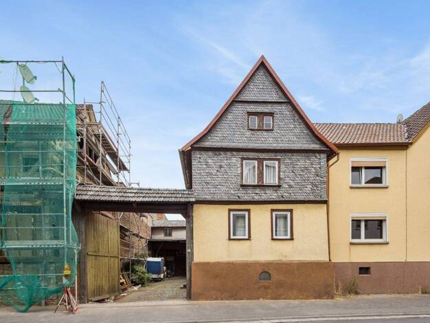 Einfamilienhaus zum Kauf 189.000 € 5 Zimmer 110 m² 940 m² Grundstück Langgöns 35428