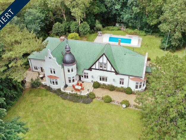Einfamilienhaus zum Kauf provisionsfrei 1.999.000 € 12 Zimmer 575 m² 14.711 m² Grundstück Tönning 25832