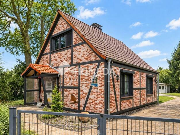 Einfamilienhaus zum Kauf 260.000 € 3 Zimmer 83,7 m² 604 m² Grundstück Bartelshagen II Saal 18317
