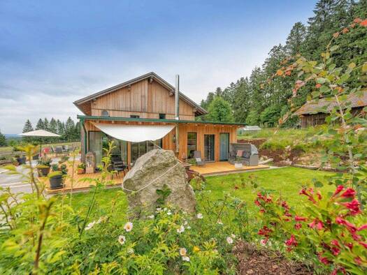 Einfamilienhaus zum Kauf 980.000 € 7 Zimmer 220 m² 37.000 m² Grundstück Haidmühle 94145