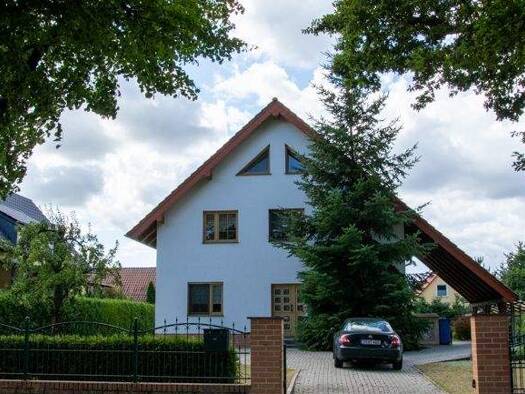 Einfamilienhaus zum Kauf 640.000 € 6 Zimmer 250 m² 1.998 m² Grundstück Ludwigsfelde 14974