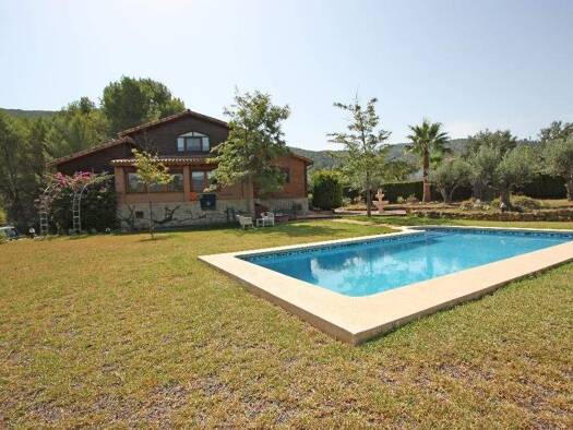 Villa zum Kauf 899.000 € 4 Zimmer 381 m² 17.241 m² Grundstück Orba 03790