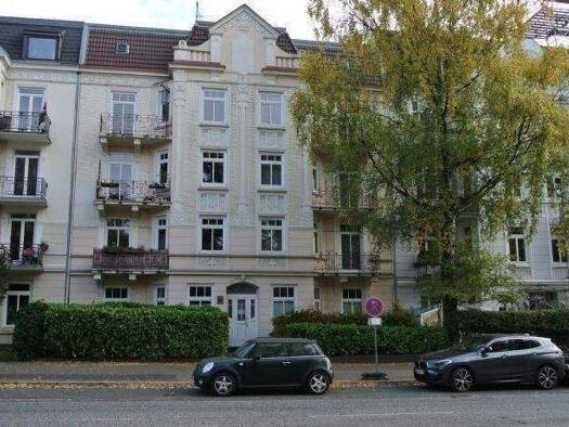 Penthouse zur Miete - Erstbezug 3.950 € 4,5 Zimmer 210 m² Geschoss 4/4 frei ab sofort Tarpenbekstraße 88 Eppendorf Nord 20251