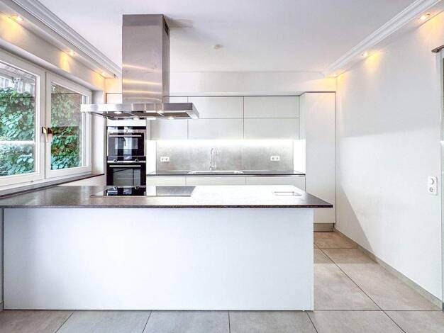 Einfamilienhaus zum Kauf 1.170.000 € 7 Zimmer 268 m² 428 m² Grundstück Falkenstein Königstein im Taunus 61462