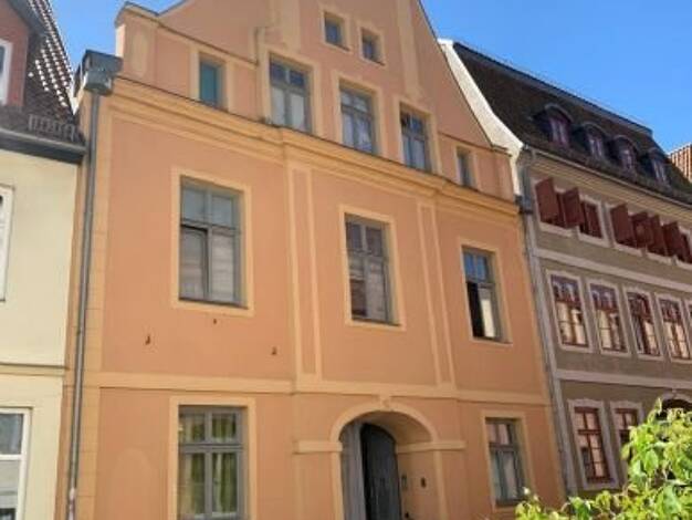 Wohnung zur Miete 335 € 1 Zimmer 28 m² 1. Geschoss frei ab 01.10.2025 Stralsund 18439