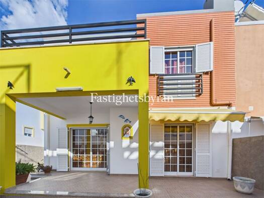 Haus zum Kauf 630.000 € 134 m² 180 m² Grundstück Tavira (Santa Maria e Santiago) 8800