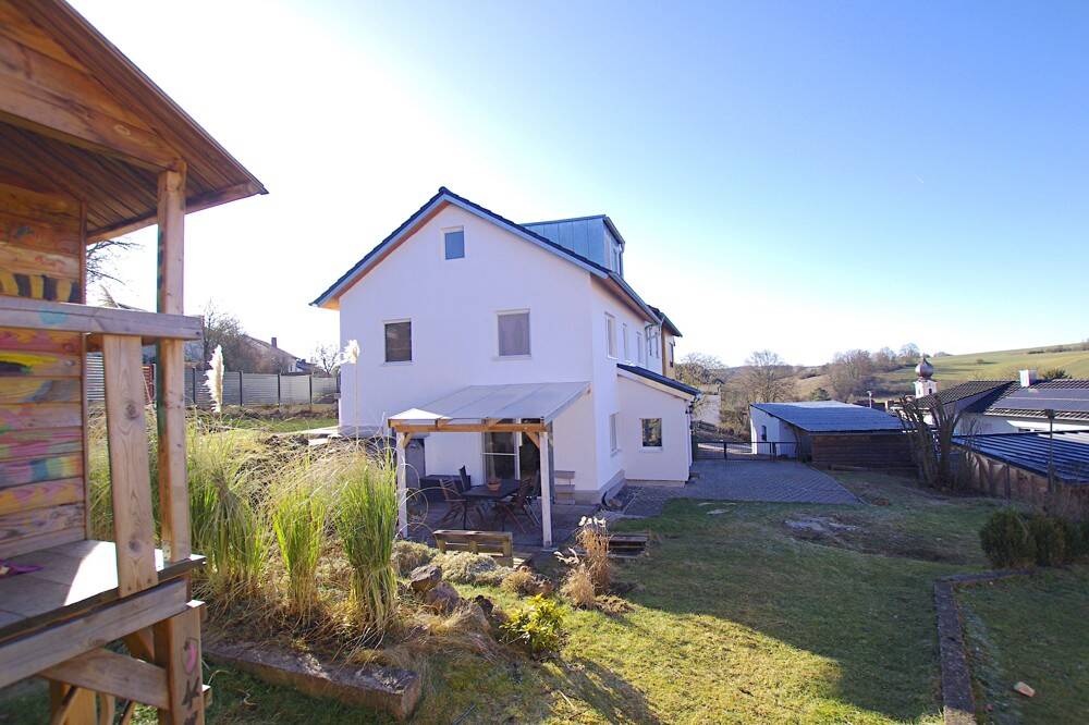 Doppelhaushälfte zum Kauf 519.000 € 4,5 Zimmer 133 m²<br/>Wohnfläche 777 m²<br/>Grundstück Eilsbrunn Sinzing 93161