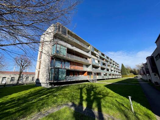 Wohnung zur Miete 896 € 3 Zimmer 83 m² 4. Geschoss frei ab 01.05.2026 Achstrasse 13b Hard 6971