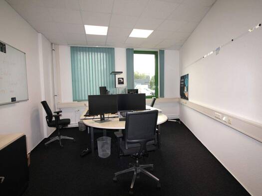 Bürofläche zur Miete provisionsfrei 9,30 € 3 Zimmer 110,3 m² Bürofläche Lise-Meitner-Str. 1-7 Raisdorf Schwentinental 24223