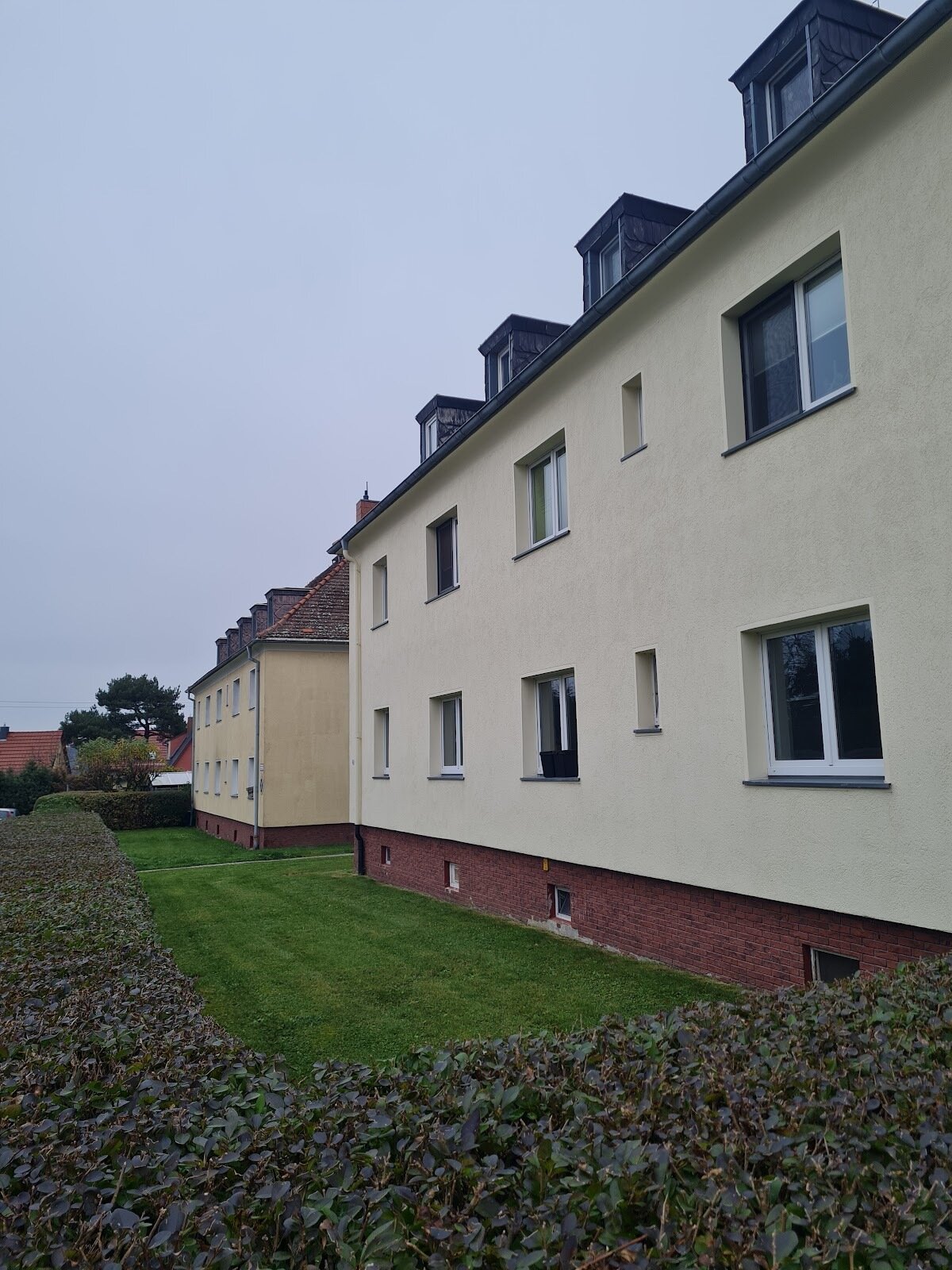 Wohnung zur Miete 390 € 2 Zimmer 50,9 m²<br/>Wohnfläche Rütlistr. 3 Niedergorbitz/Roßthal Dresden 01169