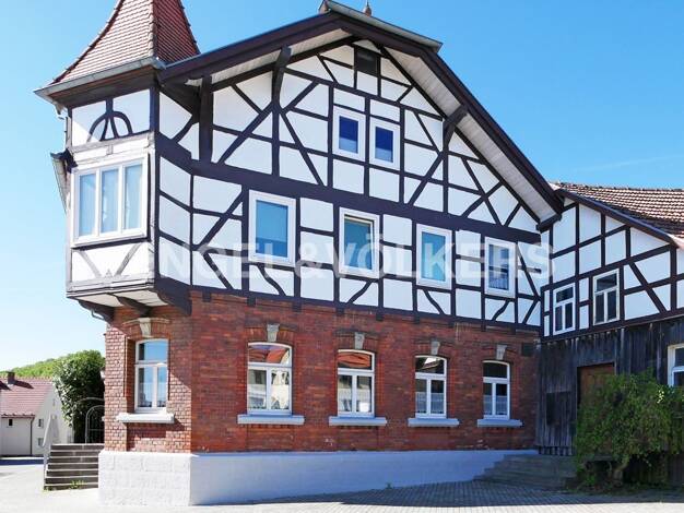 Haus zum Kauf 199.000 € 177,8 m² 1.670 m² Grundstück Hausen Hausen 97647