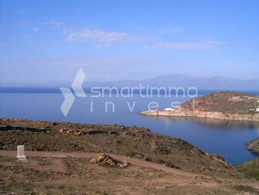 Villa zum Kauf 980.000 € 5 Zimmer 150 m² 16.000 m² Grundstück Municipality of Andros 845 00