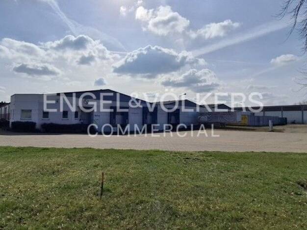Produktionshalle zum Kauf 5.290 m² Lagerfläche teilbar ab 5.290 m² Wunstorf Wunstorf 31515