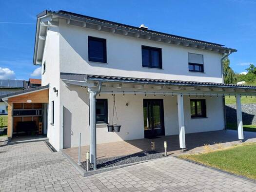 Einfamilienhaus zum Kauf 565.000 € 6 Zimmer 153 m² 1.077 m² Grundstück Nammering Fürstenstein 94538