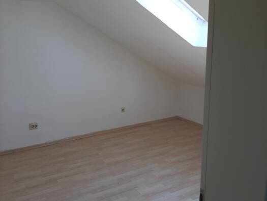 Wohnung zur Miete 450 € 2 Zimmer 50 m² Geschoss -3/3 frei ab 15.08.2026 Bingen Bingen 72511