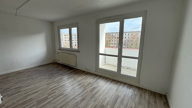 Wohnung zur Miete 336 € 3 Zimmer 56 m²<br/>Wohnfläche 1.<br/>Geschoss Hanoier Straße 42 Silberhöhe Halle (Saale) 06132