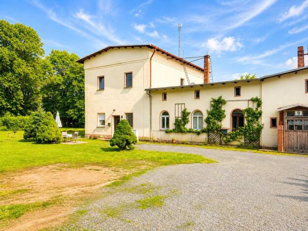 Mehrfamilienhaus zum Kauf provisionsfrei 220.000 € 11 Zimmer 140 m² 3.683 m² Grundstück Großbothen Grimma 04668