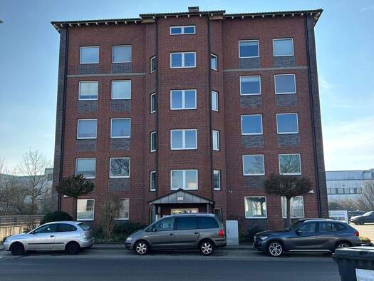 Bürofläche zur Miete provisionsfrei 800 € 3 Zimmer 80 m² Bürofläche Carl-Zeiss-Straße 8 Reinbek 21465