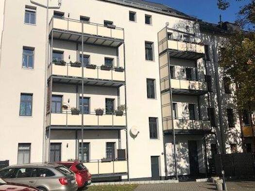 Wohnung zur Miete 750 € 4 Zimmer 95 m² 3. Geschoss frei ab sofort Müllerstraße 29 Zentrum Zentrum 09113