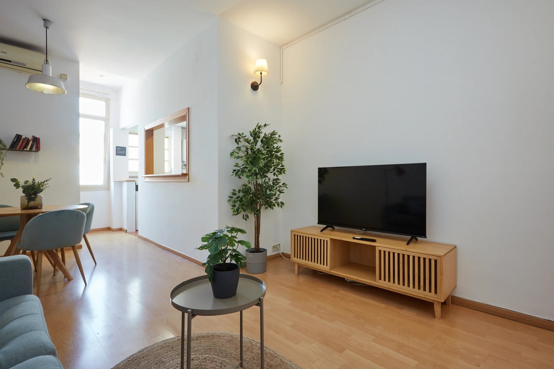 Studio zur Miete 730 € 2 Zimmer 55 m²<br/>Wohnfläche Glückstraße 55 Pützchen/Bechlinghoven Bonn 53229