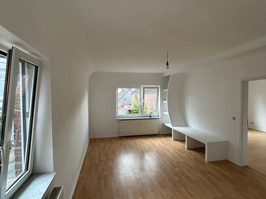Wohnung zur Miete 1.020 € 3 Zimmer 78 m² Geschoss 1/2 frei ab sofort Uetersen 25436