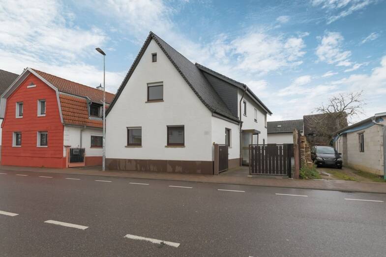 Einfamilienhaus zum Kauf 649.000 € 6,5 Zimmer 196 m² 655 m² Grundstück Eggenstein Eggenstein-Leopoldshafen 76344