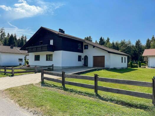 Einfamilienhaus zum Kauf 790.000 € 6 Zimmer 211,5 m² 1.186 m² Grundstück Nicklheim Raubling 83064