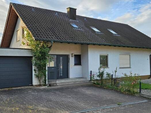 Mehrfamilienhaus zum Kauf 539.000 € 8,5 Zimmer 210 m² 667 m² Grundstück frei ab sofort Ortsbereich Hohentengen 88367