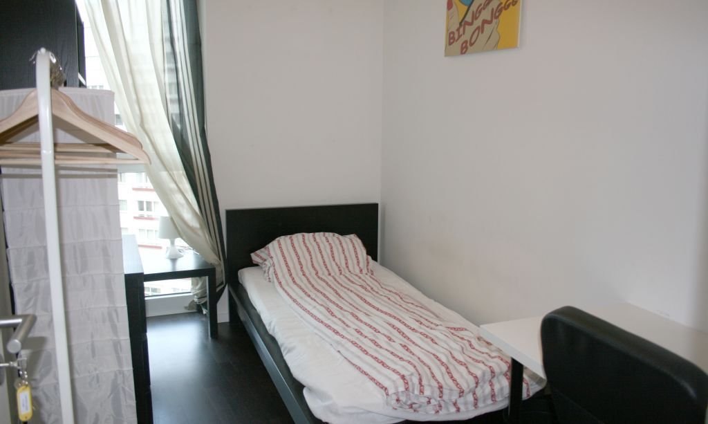 Wohnung zur Miete Wohnen auf Zeit 750 € 5 Zimmer 8 m²<br/>Wohnfläche 06.01.2025<br/>Verfügbarkeit Bernhard-Weiß-Straße 1-3 Mitte Berlin 10178