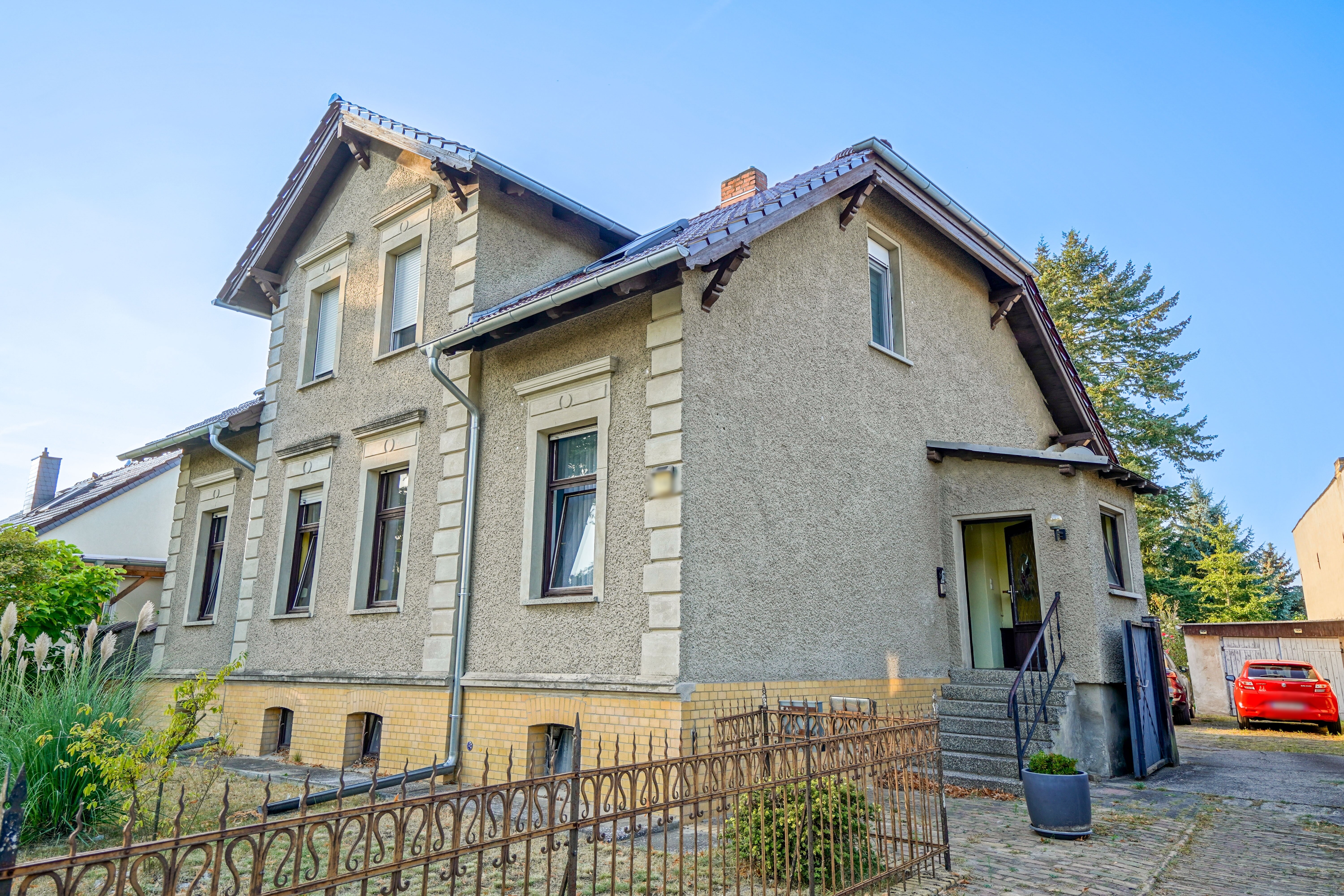 Mehrfamilienhaus zum Kauf 495.000 € 7 Zimmer 164 m²<br/>Wohnfläche 2.137 m²<br/>Grundstück Nächst Neuendorf Zossen 15806