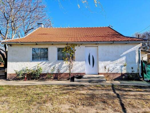 Bauernhof zum Kauf 93.000 € 85 m² 4.931 m² Grundstück Bugac 6114