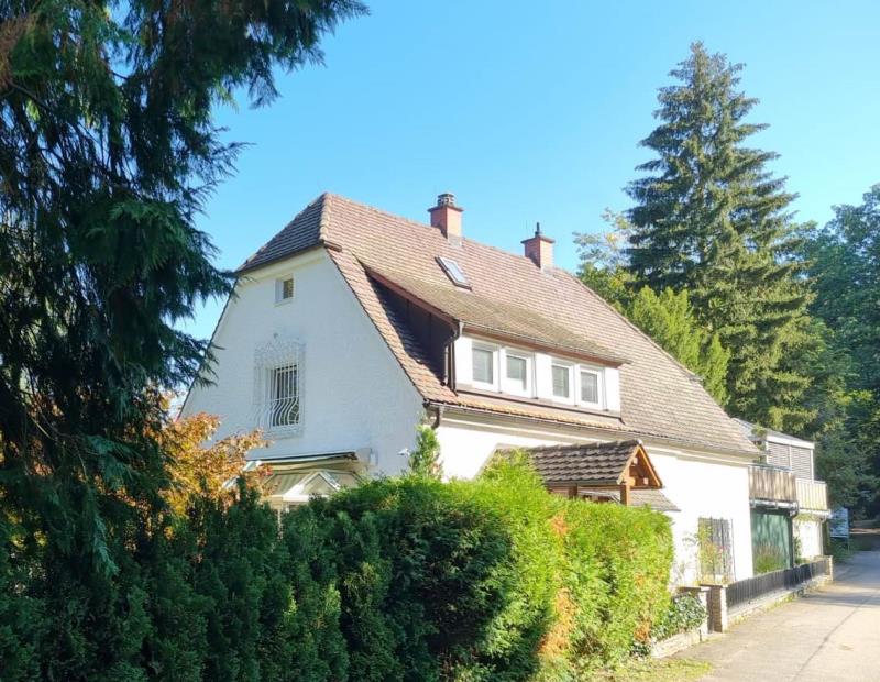 Einfamilienhaus zum Kauf 780.000 € 6 Zimmer 210,1 m²<br/>Wohnfläche 410 m²<br/>Grundstück Badenweiler Badenweiler 79410