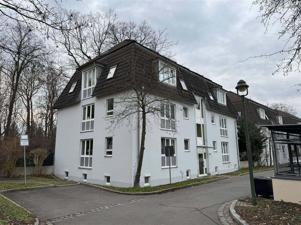 Property thumbnail 2