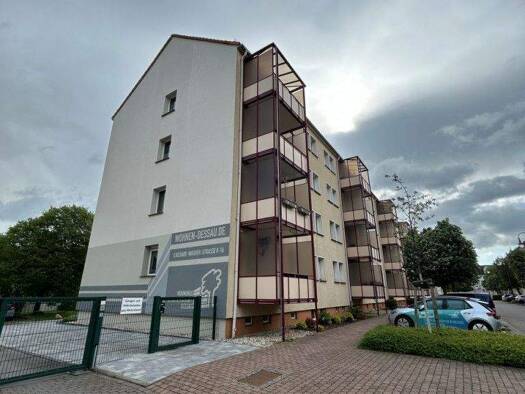 Wohnung zur Miete 395 € 3 Zimmer 59 m² 4. Geschoss frei ab 01.06.2026 Richard-Wagner-Straße 16 Innenstadt Dessau-Roßlau 06844