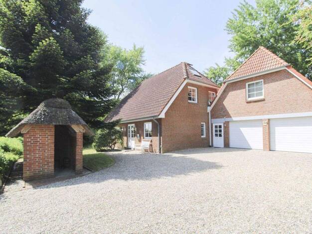 Einfamilienhaus zum Kauf 449.000 € 7 Zimmer 114,3 m² 2.017,3 m² Grundstück Emmelsbüll-Horsbüll 25924