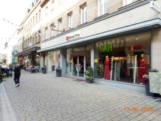 Laden zur Miete provisionsfrei 2.000 € 1 Zimmer 80 m² Verkaufsfläche Schwabacher Straße 6 Innenstadt Fürth 90762