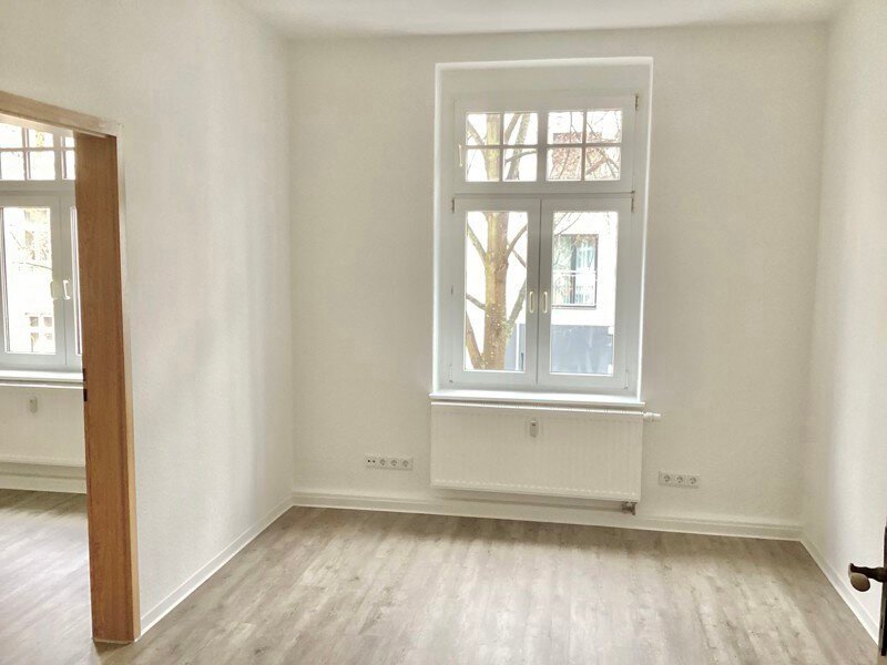 Wohnung zur Miete 275 € 2 Zimmer 42,4 m²<br/>Wohnfläche 1.<br/>Geschoss 23.11.2024<br/>Verfügbarkeit Dodendorfer Str. 32 Insel Magdeburg 39112