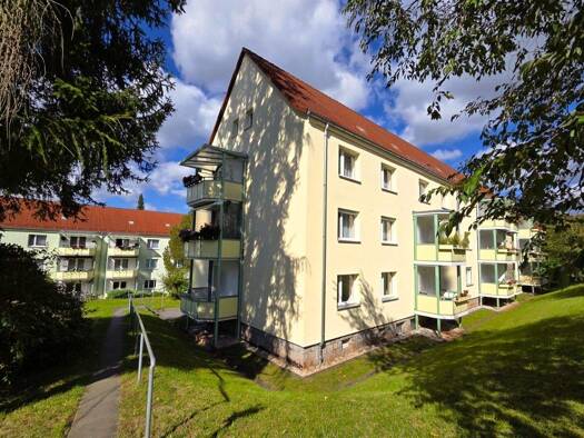 Wohnung zur Miete 300 € 3 Zimmer 56,7 m² 1. Geschoss Ernst-Thälmann-Siedlung 15 Hohenstein-Ernstthal 09337