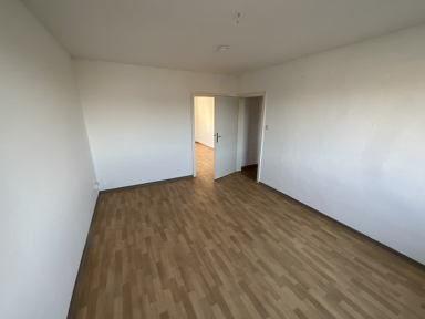 Wohnung zur Miete 439 € 2 Zimmer 48,9 m² 1. Geschoss frei ab 25.02.2025 Heinrichstraße 3 Niederschelden Siegen 57080