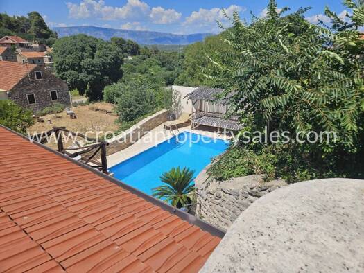 Einfamilienhaus zum Kauf 849.000 € 4 Zimmer 360 m² 245 m² Grundstück Hvar 21450