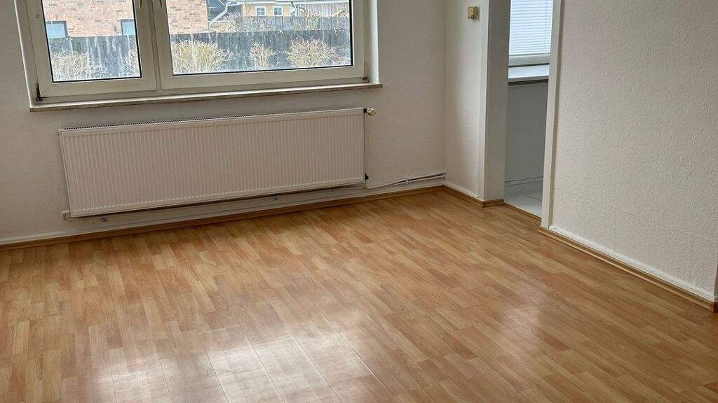 Studio zur Miete 300 € 1 Zimmer 26,5 m² Geschoss EG/2 frei ab sofort Glückstadt 25348
