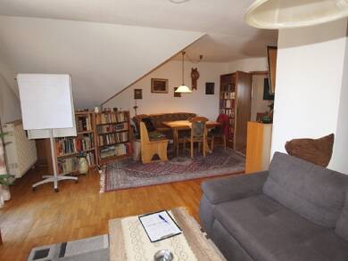 Wohnung zum Kauf 198.000 € 4 Zimmer 108 m² Dachgeschoss, 3. Geschoss Bogen Bogen 94327