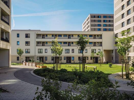 Wohnung zur Miete 462 € 1 Zimmer 42 m² 1. Geschoss frei ab sofort Kurt-Schumacher-Ring 242 Detmerode Wolfsburg 38444