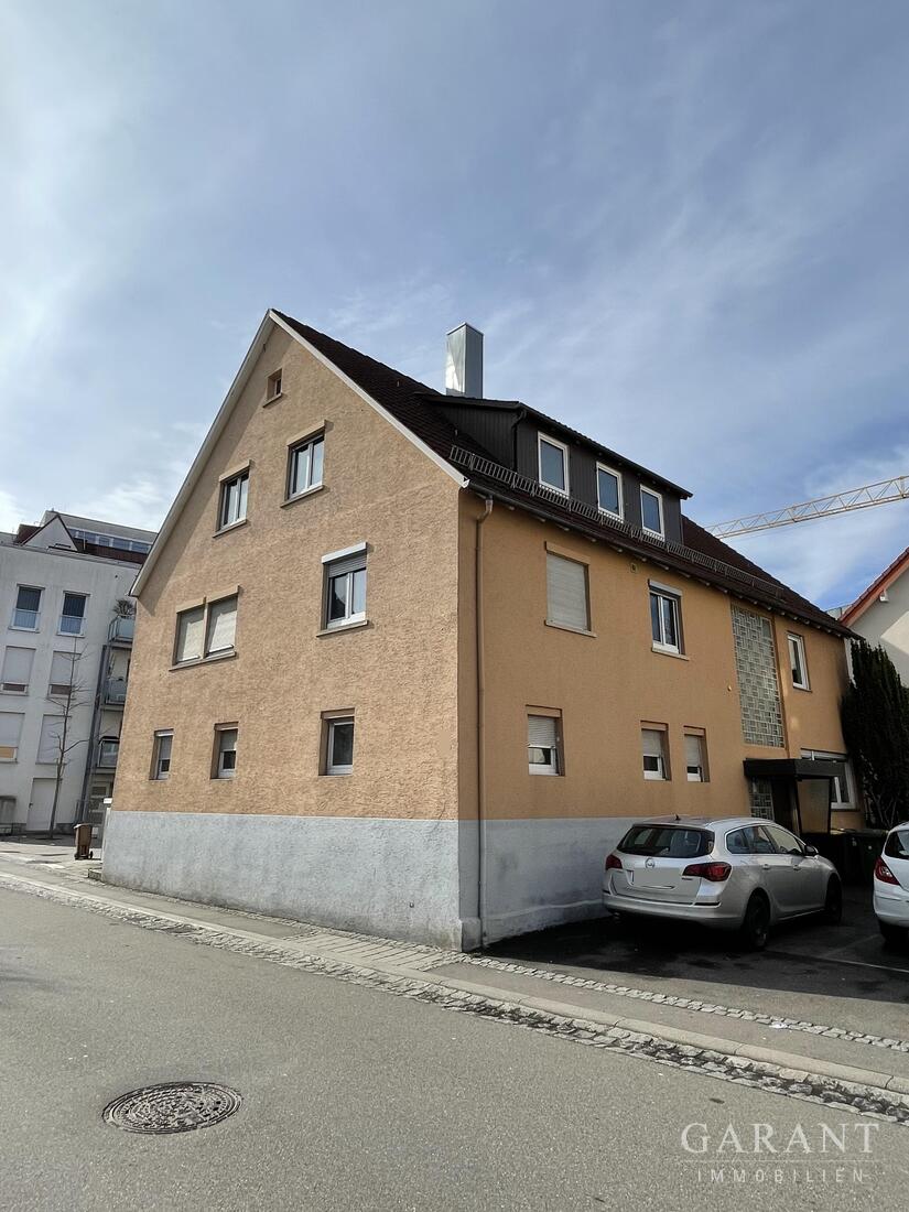 Mehrfamilienhaus zum Kauf 599.000 € 9 Zimmer 207 m²<br/>Wohnfläche 264 m²<br/>Grundstück Ditzingen Ditzingen 71254