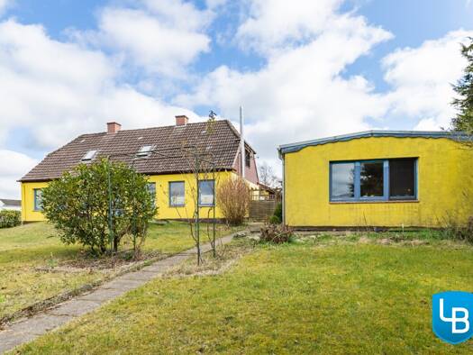 Mehrfamilienhaus zum Kauf 279.000 € 9,5 Zimmer 141 m² 1.496 m² Grundstück Sieversdorf Malente / Kreuzfeld 23714