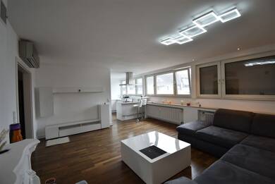 Wohnung zur Miete 2.500 € 3 Zimmer 101 m² Souterrain, 3. Geschoss frei ab sofort Siegfriedstr. 35 Oberkassel Düsseldorf 40549