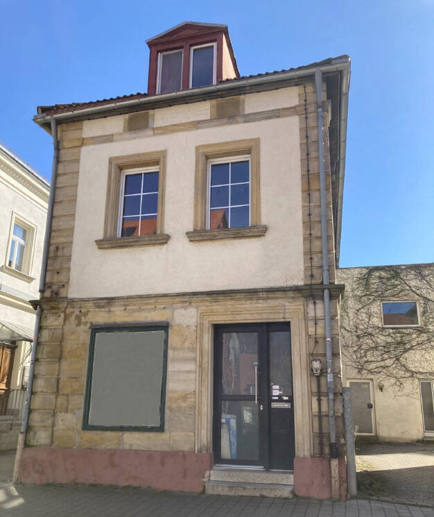 Mehrfamilienhaus zum Kauf als Kapitalanlage geeignet 475.000 € 10,5 Zimmer 198 m² 309 m² Grundstück City Bayreuth 95444
